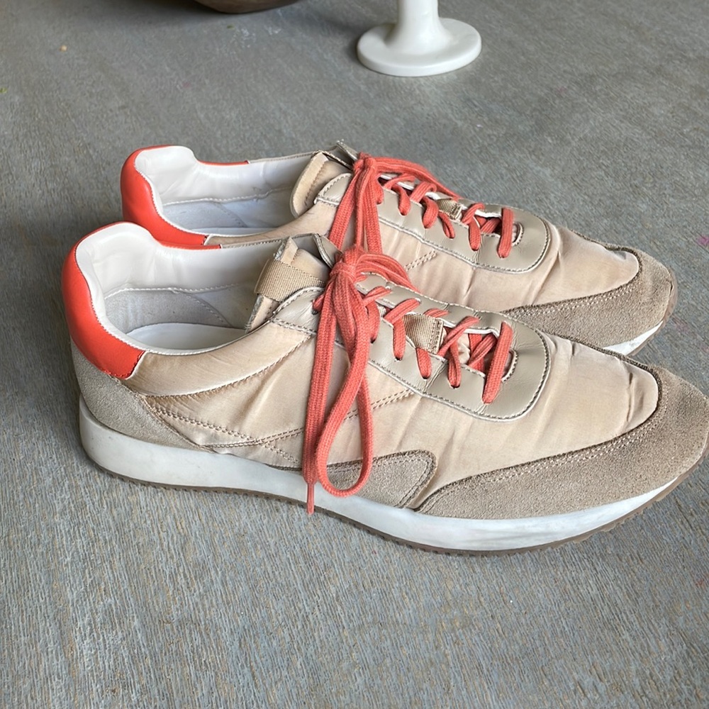 Matisse Farrah Snearkers Orange and Tan size 9.5